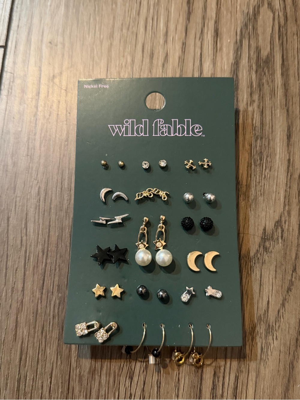 wild fable Gold, Black and Pearl Mixed Earring Set